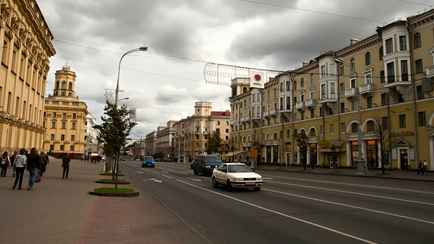 «Аж с кровати спрыгнул» — Минчане пожаловались на звук, похожий на «мощный взрыв». Что ответили в МЧС и Минобороны?