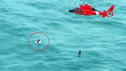 В США спасли рыбака, который дрейфовал в океане на дверце от холодильника после урагана «Милтон»