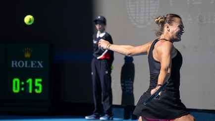 Соболенко в третий раз подряд проиграла чешской теннисистке Муховой и не пробилась в полуфинал турнира в Пекине