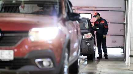 Минтранс изменил требования к станциям гостехосмотра. Что обязал иметь при себе работникам?