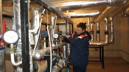 В Минске и Гомеле официально объявили о запуске отопления в жилых домах. Когда ждать тепла в офисах?