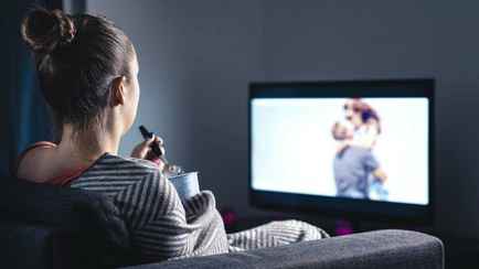 «Белтелеком» запустил 3 канала с «эксклюзивными» сериалами. На каких кнопках пообещали кино о вампирах и содержанках?