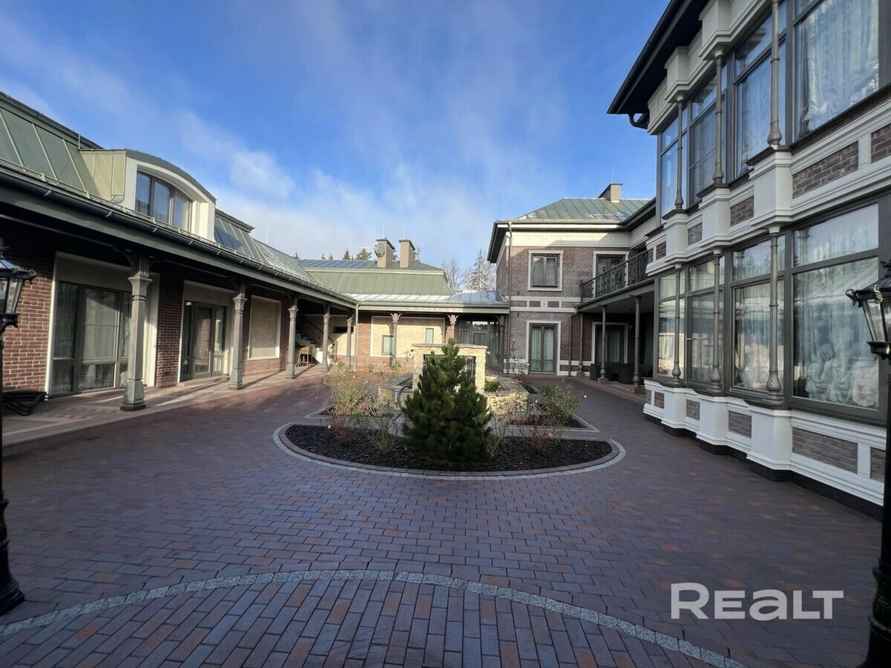 Под Минском выставили на продажу самую дорогую дачу в Беларуси. Сколько просят?