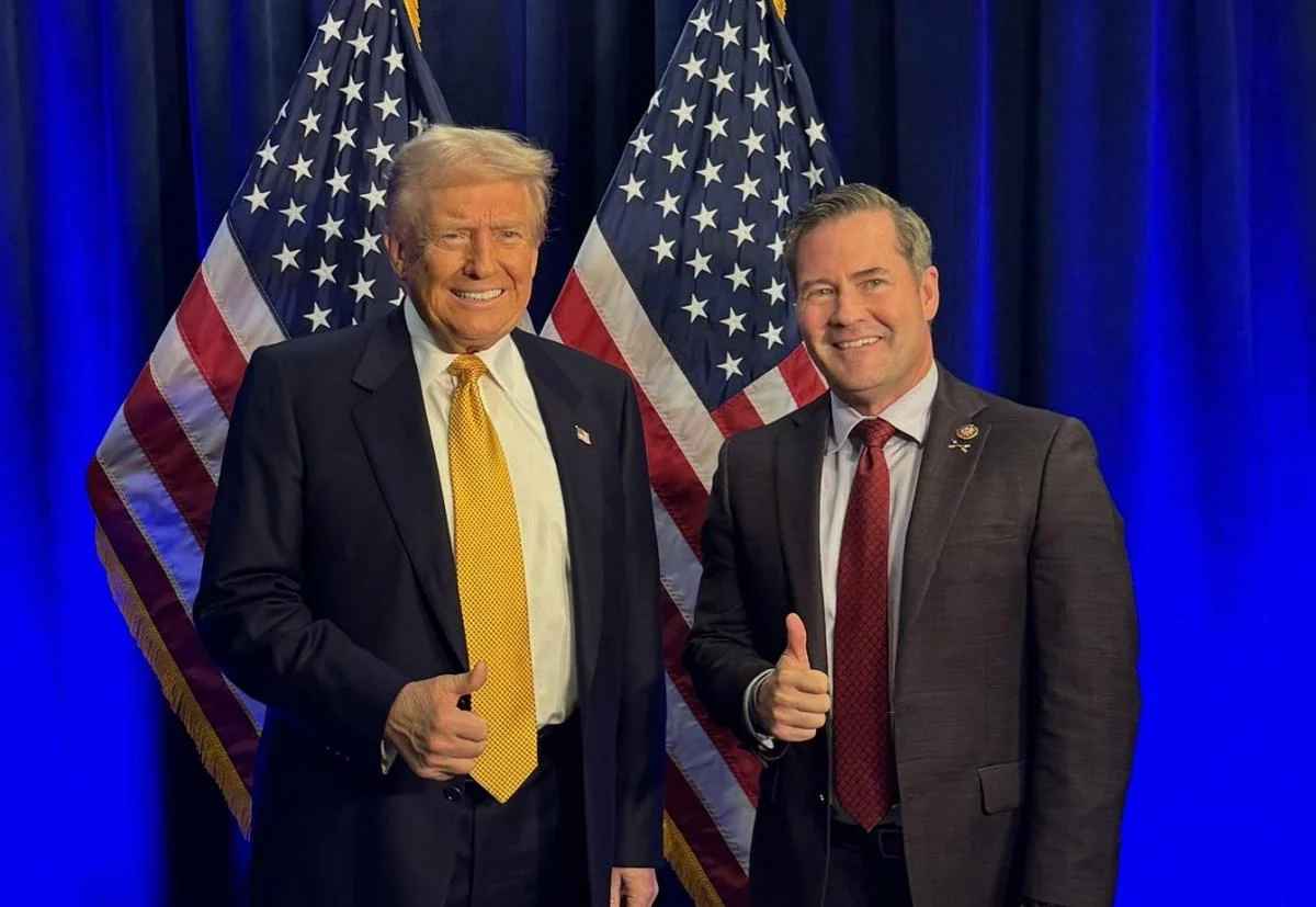 Дональд Трамп и Майк Уолтц