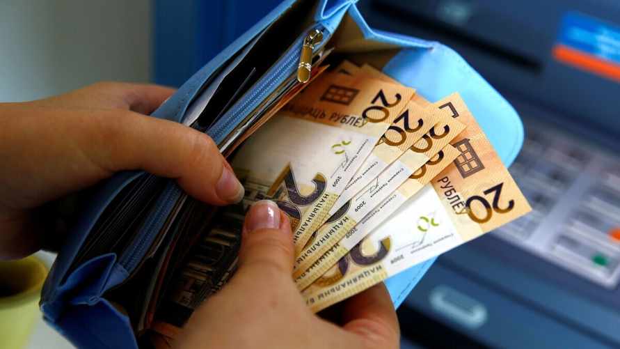 До 80 рублей в день. Минчанам предложили подработку со свободным графиком, где "быстро всему научат"