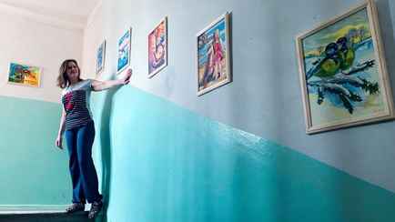 Картинам – да, за шторки – штраф? В ЖКХ рассказали, как белорусы могут облагородить подъезды многоэтажек