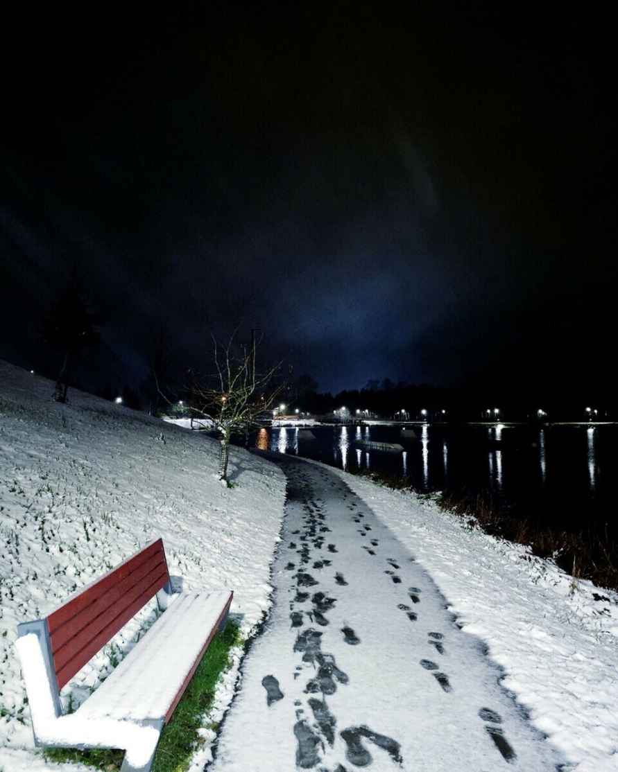 Литву за ночь накрыло снегом. Где сверкали зимние молнии?