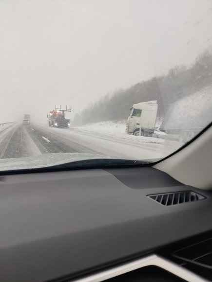 Литву за ночь накрыло снегом. Где сверкали зимние молнии?