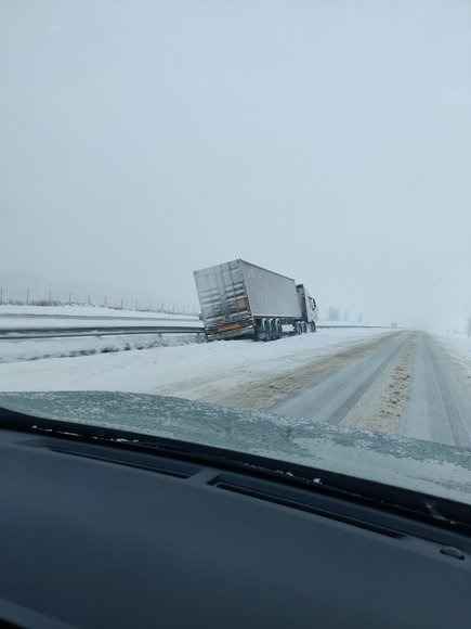 Литву за ночь накрыло снегом. Где сверкали зимние молнии?