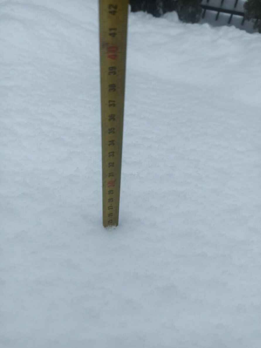 Литву за ночь накрыло снегом. Где сверкали зимние молнии?