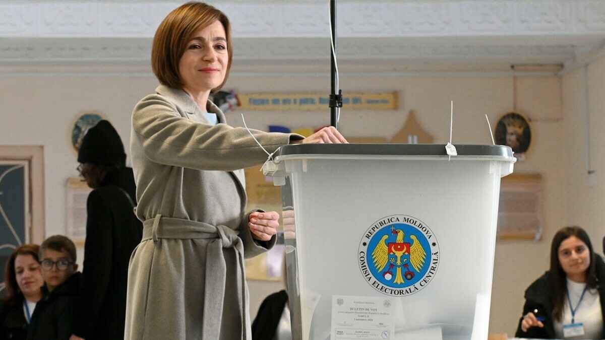 Санду "проиграла" выборы в Молдове. Почему все-таки осталась президентом?