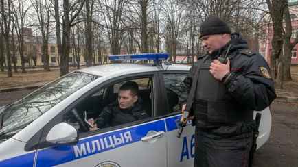 На Минщине милиция объявила рейды по дворам и «общественным местам»