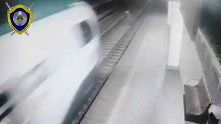 В Минске мужчина не успел избежать наезда поезда. В СК предупредили всех белорусов