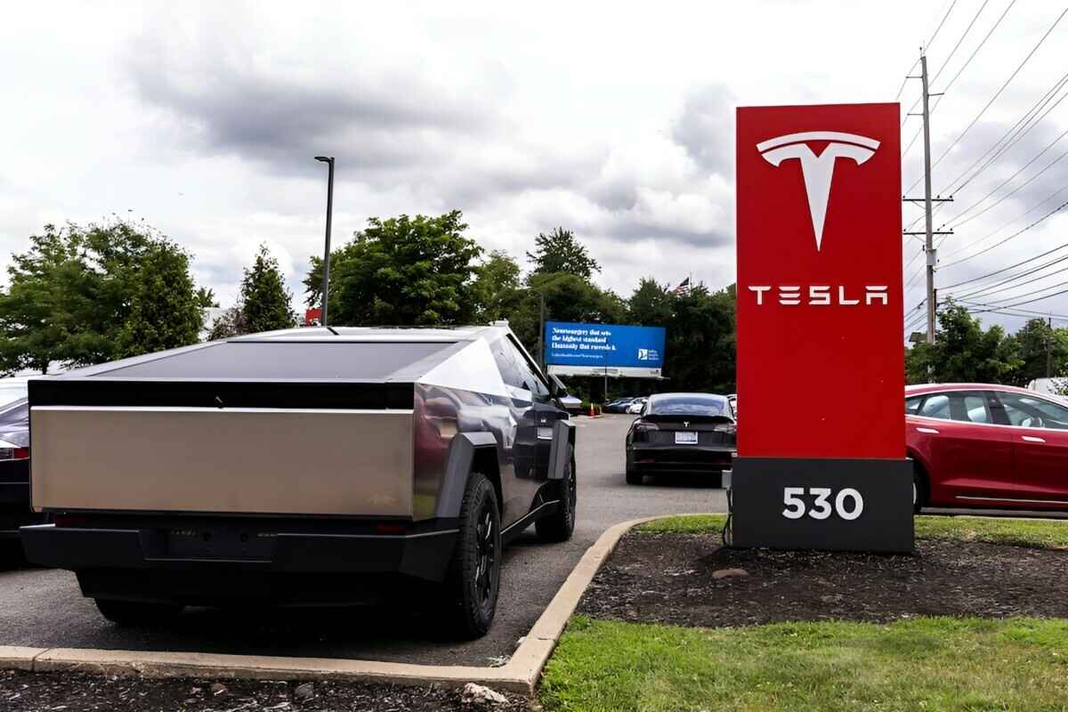 Tesla в шестой раз отозвала более 2,4 тысячи пикапов Cybertruck. Какую неисправность нашли?