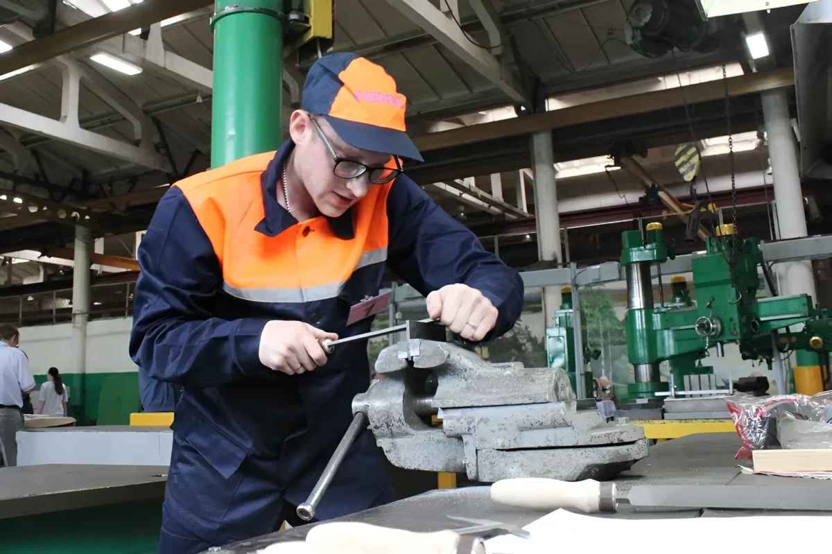 А что по зарплате? Служба занятости рассказала о самых востребованных вакансиях в Минске