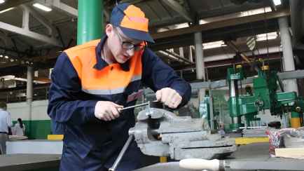 А что по зарплате? Служба занятости рассказала о самых востребованных вакансиях в Минске