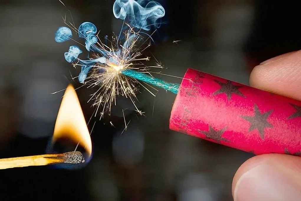 Можно ли белорусам в сумках провезти через границу фейерверки и петарды? В ГТК ответили