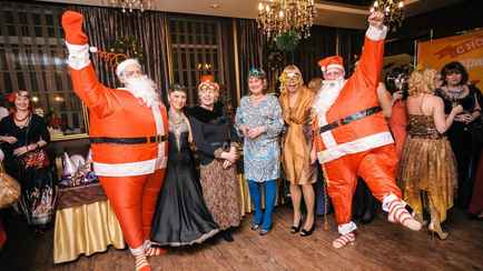 Рестораны, усадьбы и арт-пространства. Посмотрели цены на разные варианты новогодних корпоративов в 2024 году