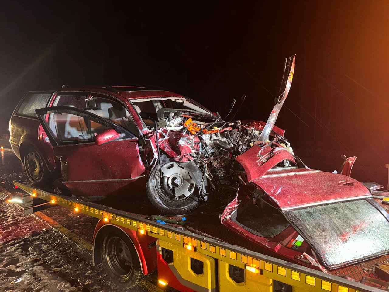 Под Борисовом маршрутка лоб в лоб столкнулась с легковушкой – двое в реанимации