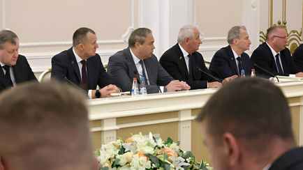 «Президенты на этой территории» — Лукашенко поручил написать закон для председателей районов. Зачем?