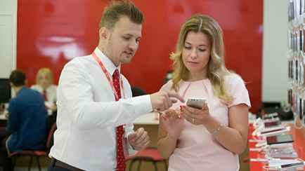 Мобильные операторы пообещали белорусам 50%-ную скидку на 6 месяцев и «удвоенную начинку» 20 тарифов. Надолго?