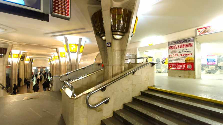 "Потерялась 1 раз, потом выйти не могла" — Белорусы назвали самые запутанные станции метро в Минске