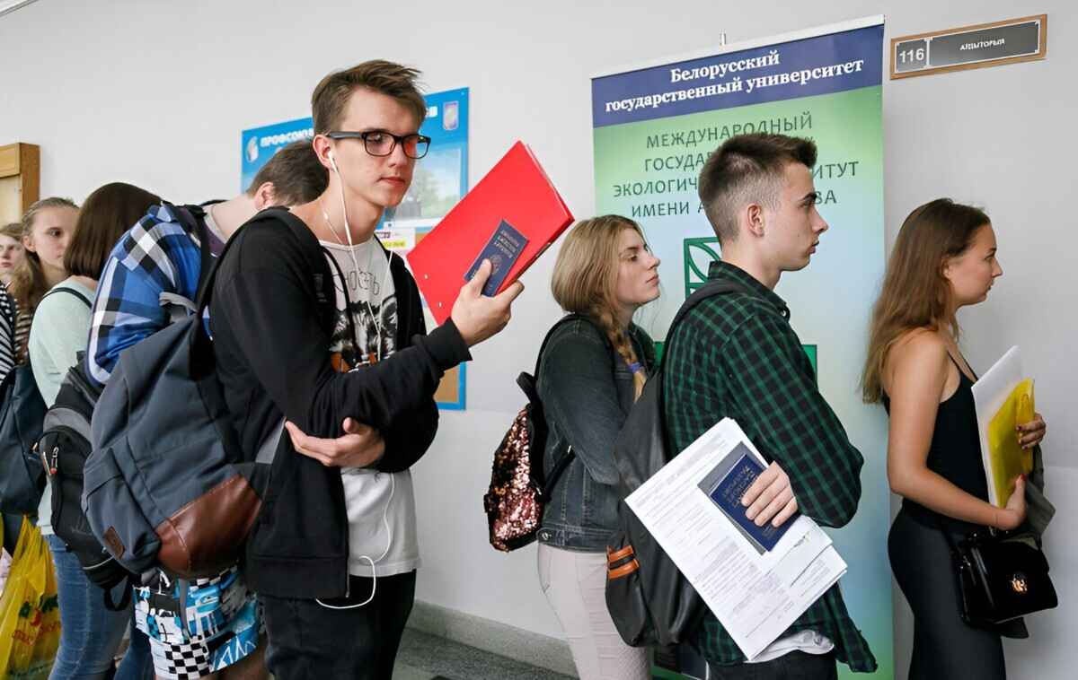 Ректор БГУ пообещал обучать студентов "китайским предпринимательским традициям". Когда?