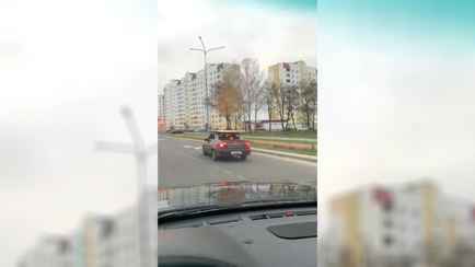 «Возьму на заметку» — В Мозыре показали «профессиональную» перевозку груза на легковушке