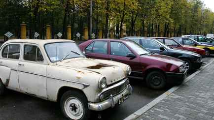 Машина в Беларуси, владелец – за границей. В МНС объяснили, нужно ли платить транспортный налог