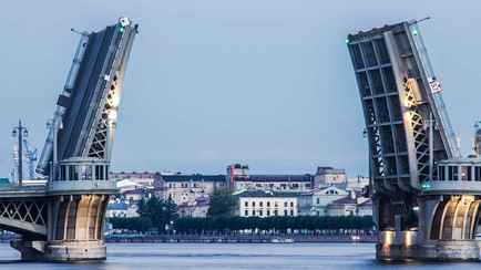 В одном из областных центров Беларуси решили построить разводной мост. Где запланировали остановку «водного такси»?