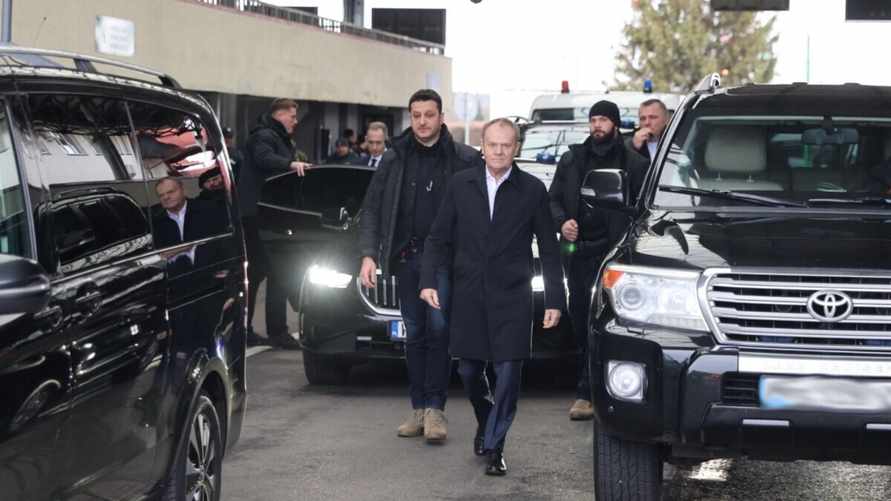 Премьер Польши Туск внезапно тайно приехал в украинский Львов