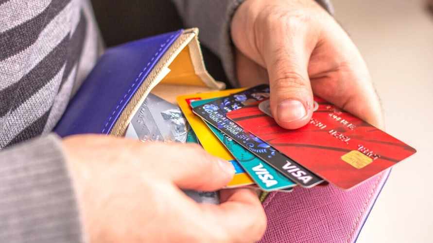 Один из банков Беларуси сменил валюту расчётов по картам Mastercard