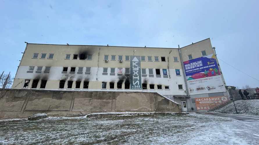 В Витебске открыли горячую линию после пожара в ТЦ " Беларусь". Сколько пострадавших?