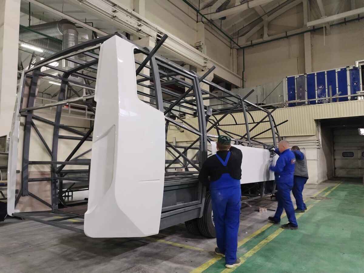 Китайская звезда в белорусском исполнении. В Борисове начали выпускать автобусы под новым брендом AVIOR