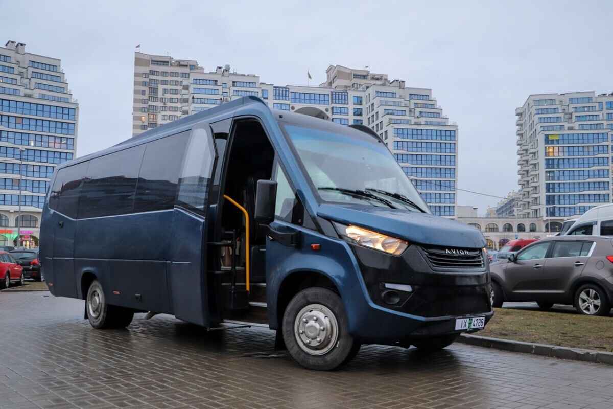Китайская звезда в белорусском исполнении. В Борисове начали выпускать автобусы под новым брендом AVIOR