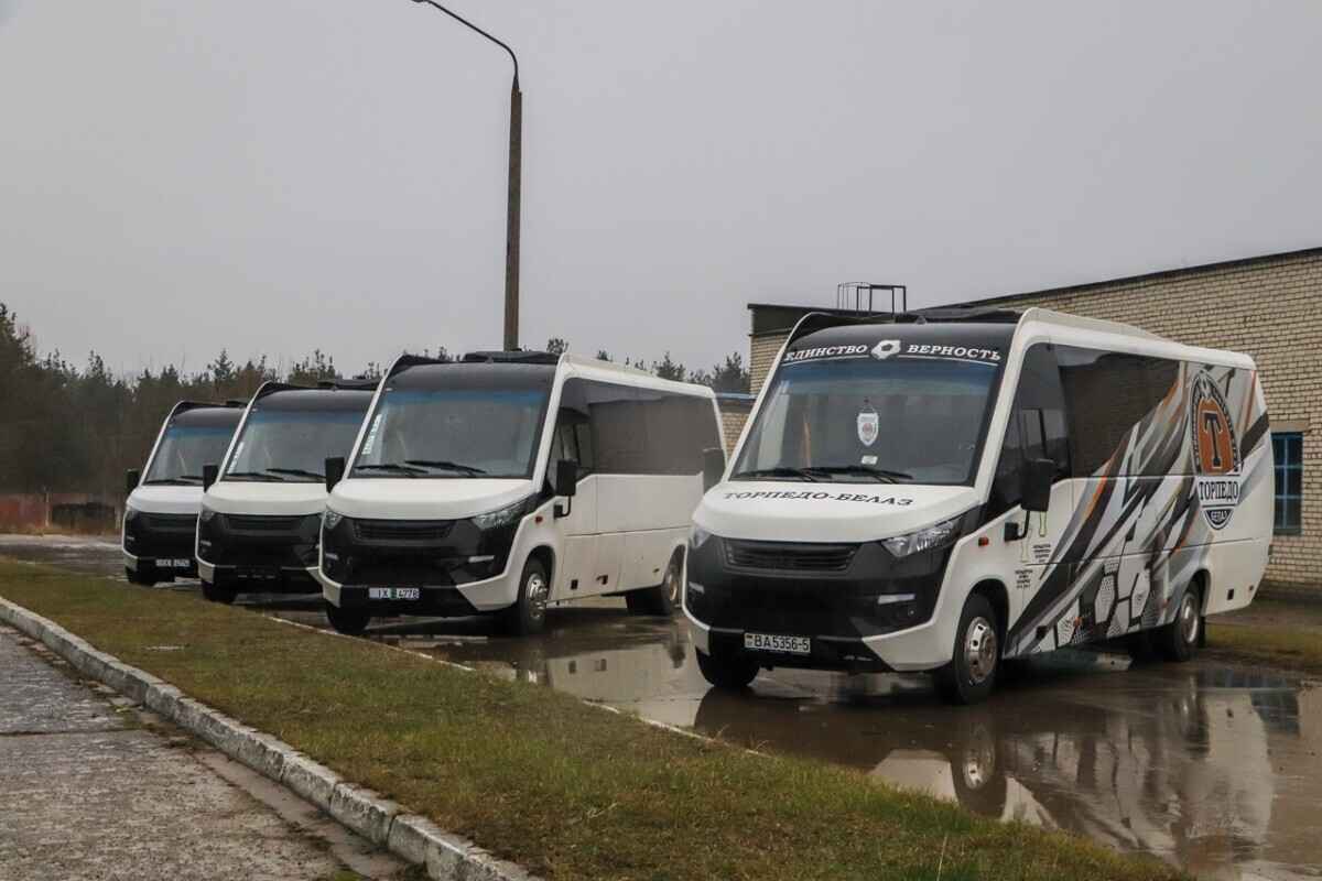 Китайская звезда в белорусском исполнении. В Борисове начали выпускать автобусы под новым брендом AVIOR