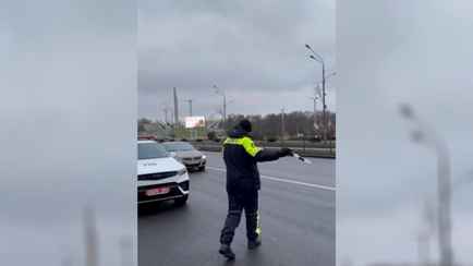 «Ищу повод для штрафа?» — Инспектор ГАИ назвал цель, зачем он останавливает белорусов на дорогах