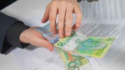 Парламент Беларуси принял поправки в налоговый кодекс. Почему «сумма станет больше»?