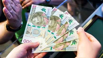 Сколько на самом деле зарабатывают поляки? В Главном статистическом управлении назвали суммы