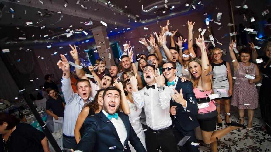 Во сколько обойдётся белорусам новогодний корпоратив? В МАРТ назвали свою стоимость