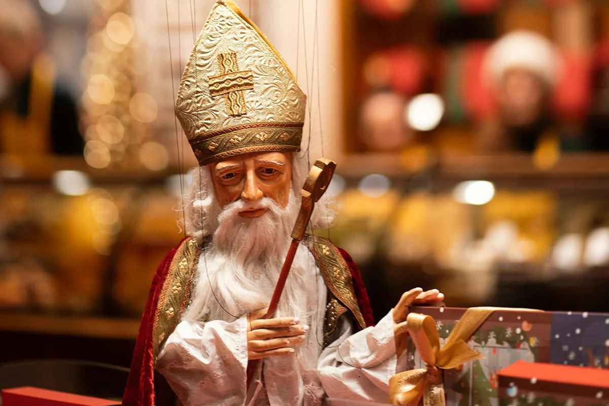 Что нужно делать в День Николая Чудотворца 19 декабря? Вот чего избегали в этот праздник, чтобы "не навлечь сильные морозы"