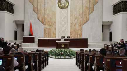 Парламент принял закон о бюджете Беларуси на 2025 год с дефицитом почти 4,5 млрд рублей