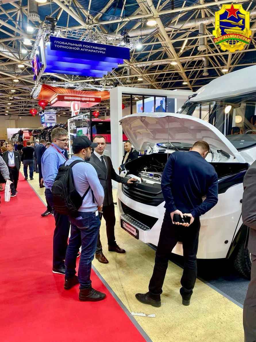 МЗКТ представил новую модификацию белорусского туристического автобуса