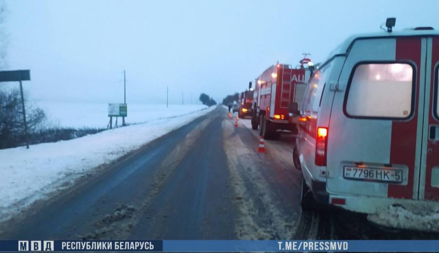 Под Воложином маршрутка вылетела в кювет – 8 человек в больнице