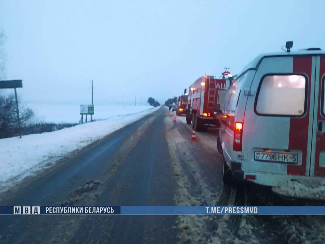 Под Воложином маршрутка вылетела в кювет – 8 человек в больнице