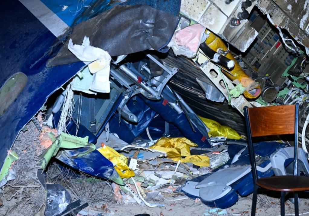 Власти Казахстана уточнили число погибших и выживших в крушении самолёта Embraer ERJ-190