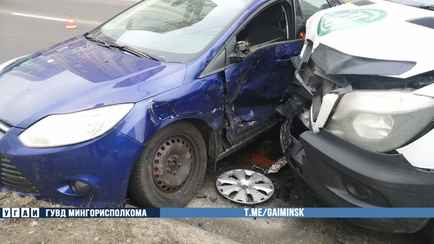 В Минске Ford столкнулся с маршруткой