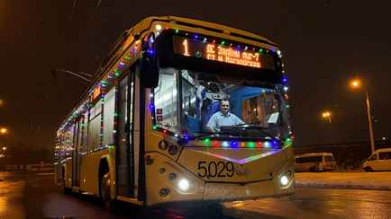 Как будут ходить автобусы и троллейбусы в новогоднюю ночь? «Минсктранс» опубликовал график