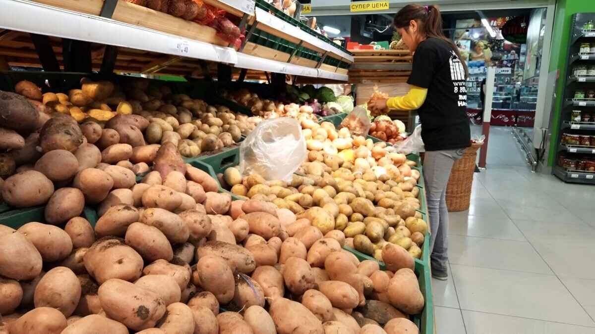 Совмин ограничил вывоз картошки из Беларуси на 3 месяца