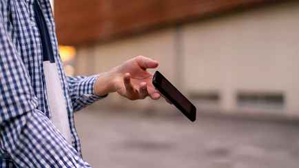 Один из мобильных операторов предупредил абонентов о снижении скорости Интернета в Минске. Когда решат проблему?